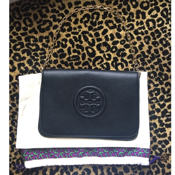 Tory Burch Handbags - Tory Burch Bombe Black Convertible Clutch